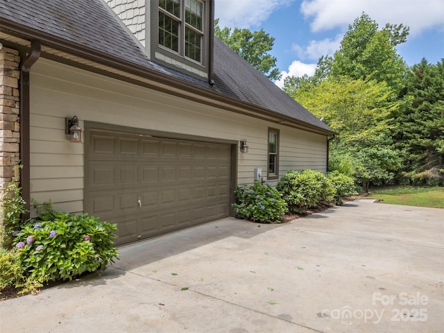 60 Bridge Ln, Tryon, NC 28782 - garage featuring driveway