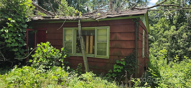 819 Montclair Cir NW, Lenoir, NC 28645 - view of side of property