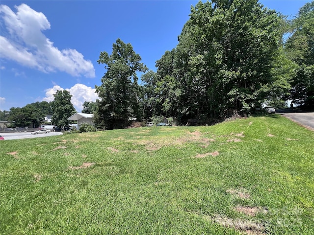 891 E Court St, Marion, NC 28752 - photo 9