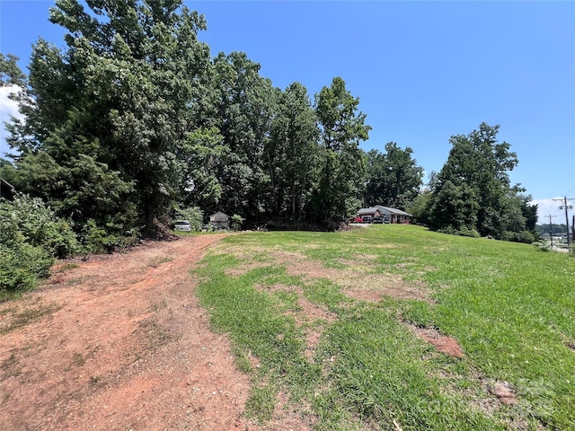 891 E Court St, Marion, NC 28752 - photo 15
