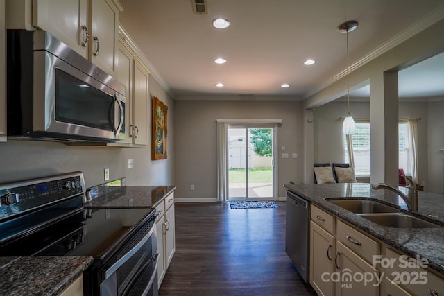 10916 Tower Oak Dr, Charlotte, NC 28269 - photo 17