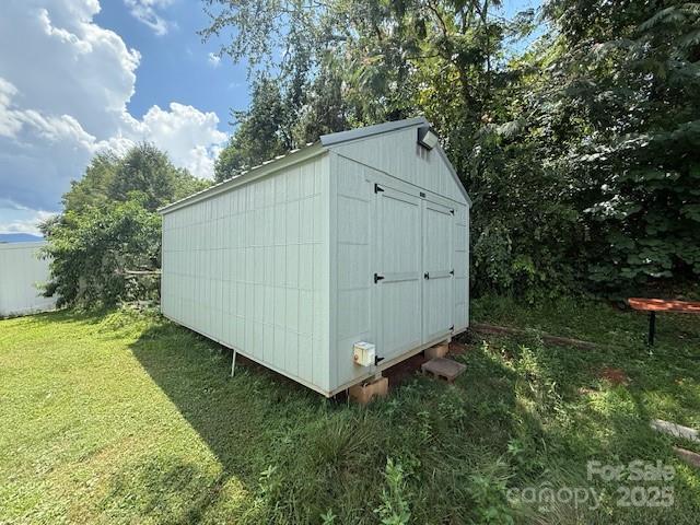 332 Crawley Dr, Morganton, NC 28655 - photo 20