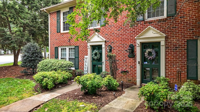 4601 Lawndale Dr, Greensboro, NC 27455 - photo 1