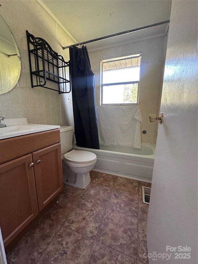 508 S Ave SW, Valdese, NC 28680 - bathroom featuring vanity and shower / bath combination with curtain