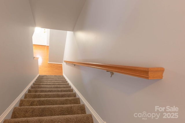 10011 Treeside Ln, Matthews, NC 28105 - stairs with baseboards