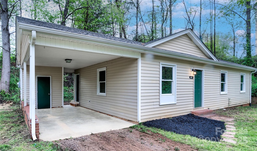 817 32nd Street Dr NE, Conover, NC 28613 - photo 1