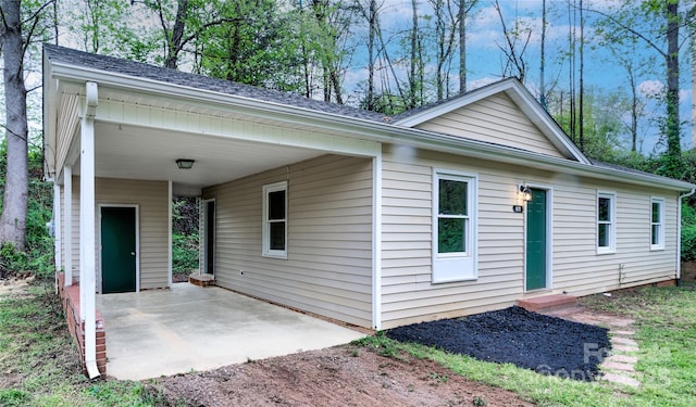817 32nd Street Dr NE, Conover, NC 28613 - photo 1