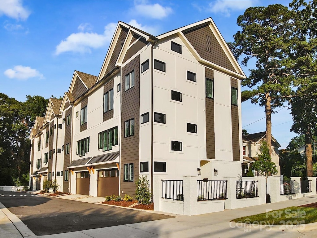 4215 Walker Rd, Charlotte, NC 28211 - photo 2