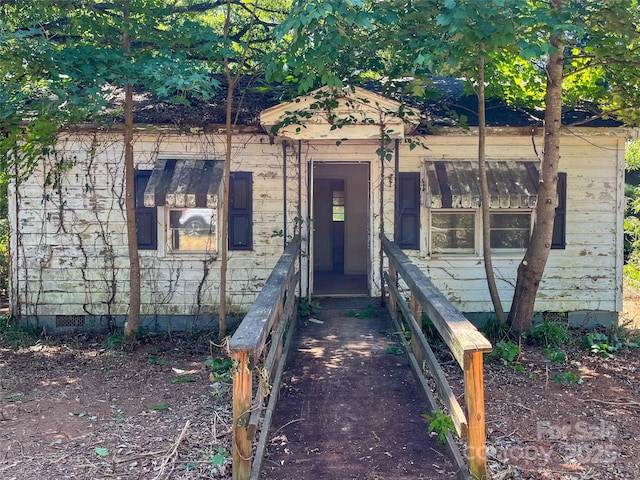 927 Steep Hill Rd Unit P/60, Belmont, NC 28012 - doorway to property with crawl space