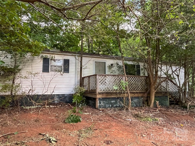 916 Steep Hill Rd, Belmont, NC 28012 - view of front facade featuring a wooden deck