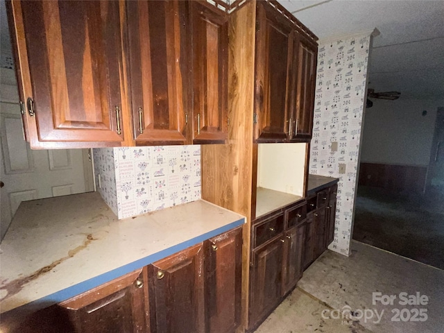 916 Steep Hill Rd, Belmont, NC 28012 - kitchen with light countertops