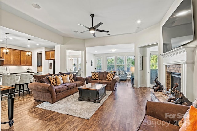 4128 Honey Locust Dr, Charlotte, NC 28215 - photo 6