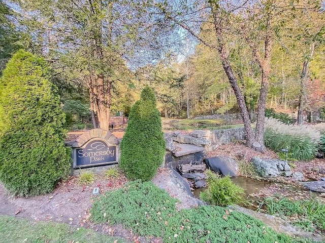 215 Crossvine Trl Unit 11, Hendersonville, NC 28739 - photo 2
