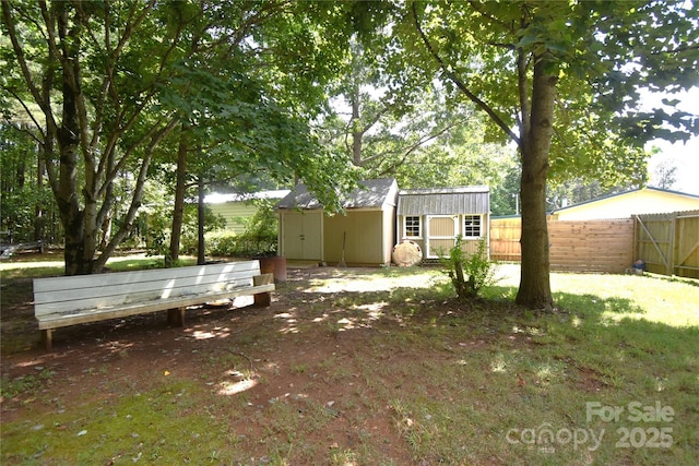6264 Burnhurst Ln, Denver, NC 28037 - view of yard with a storage unit