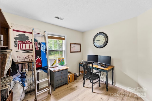 804 Bradford Woods Dr, Charlotte, NC 28209 - photo 12