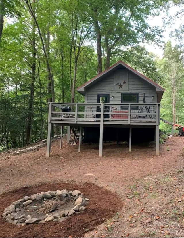 60 Walden Pond Rd, Bryson City, NC 28713 - view of front facade with a deck