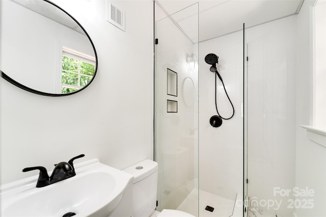 197 Briar Patch Rd, Cullowhee, NC 28723 - full bath featuring a stall shower and toilet