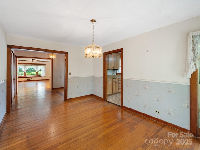 12 Robertson St, Burnsville, NC 28714 - photo 8