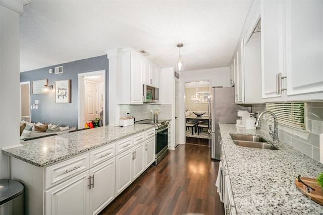 3016 Heathcroft Ct, Charlotte, NC 28269 - photo 18