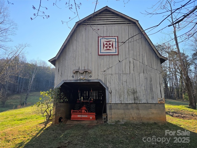 14 Woods Rd, Fairview, NC 28730