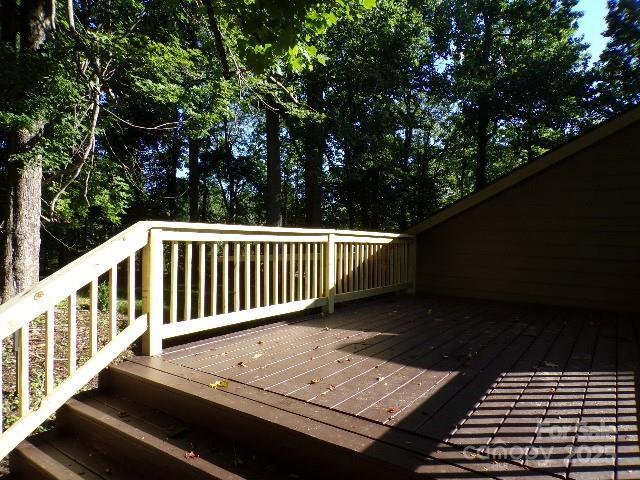 140 Beechwood Cir, Hendersonville, NC 28739 - view of deck