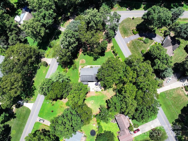1496 Hardwood Cir, Newton, NC 28658 - photo 2