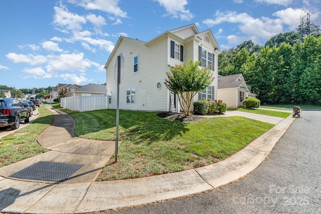 13412 Golden Apple Ct, Charlotte, NC 28215 - photo 3