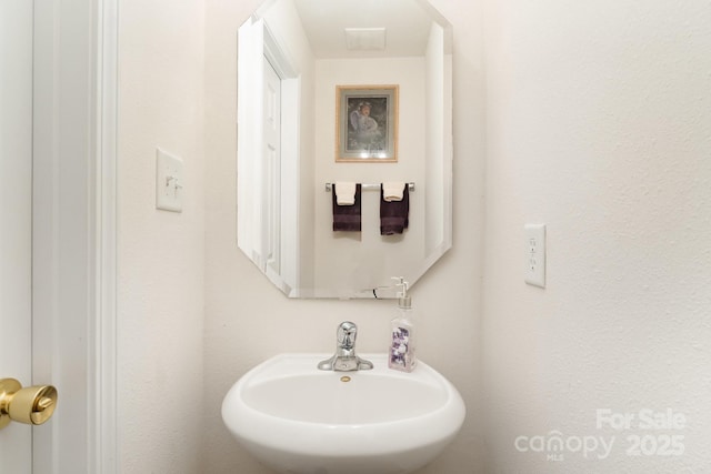 13412 Golden Apple Ct, Charlotte, NC 28215 - photo 15