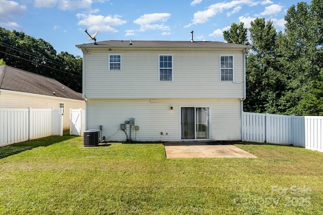 13412 Golden Apple Ct, Charlotte, NC 28215 - photo 28