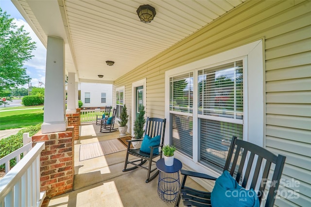 8509 Castle Cliff Dr, Matthews, NC 28105 - view of porch