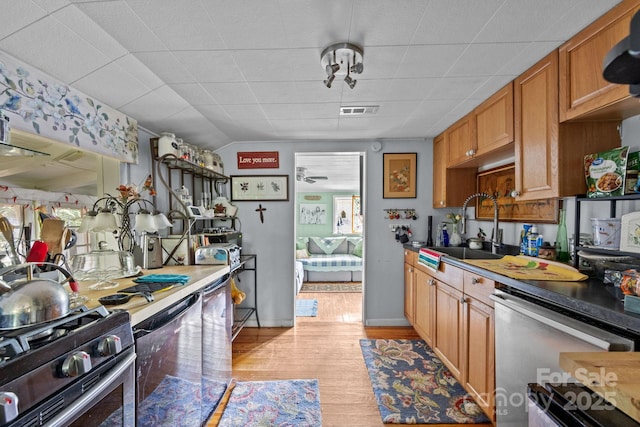 313 Chadwick Ave, Hendersonville, NC 28792 - photo 17