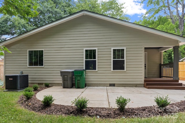 1208 Tarrington Ave, Charlotte, NC 28205 - back of property featuring crawl space and a patio
