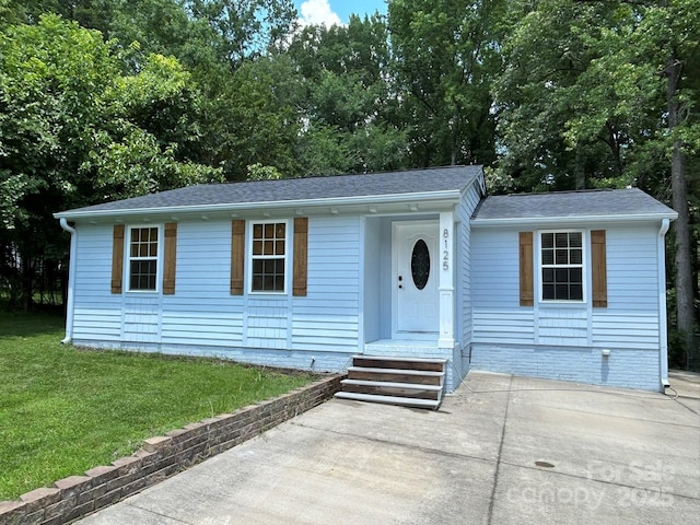 8125 Holly Hill Rd, Charlotte, NC 28227 - photo 1