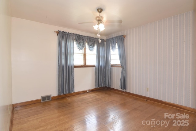 29 Belmont St, Canton, NC 28716 - photo 32
