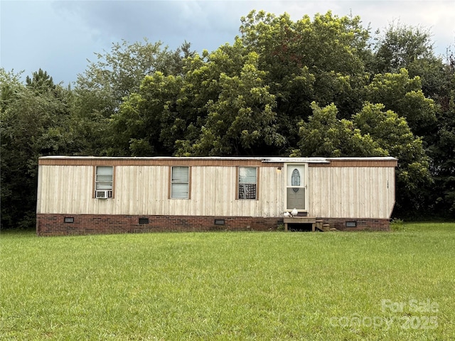 1229 Peterbilt Ln, Conover, NC 28613 - photo 1