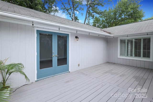 4350 Old Saybrook Ct, Charlotte, NC 28211 - wooden terrace with french doors