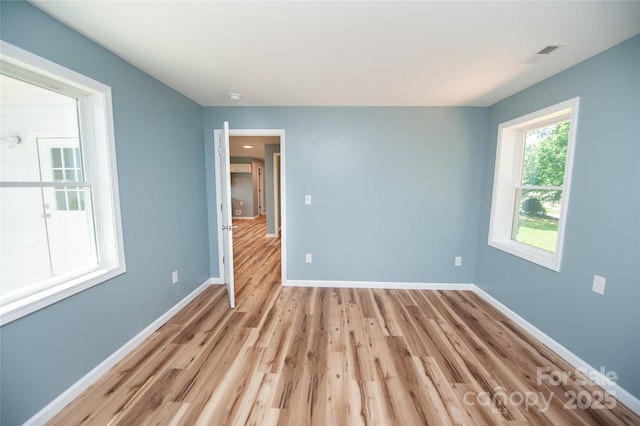 113 Oakleaf Dr, Landrum, SC 29356 - empty room featuring light wood-style floors and baseboards