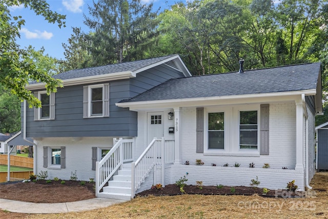 7315 Thorncliff Dr, Charlotte, NC 28210 - photo 2