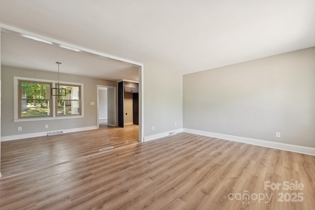 5326 Dolphin Ln Unit 10, Charlotte, NC 28215 - photo 3