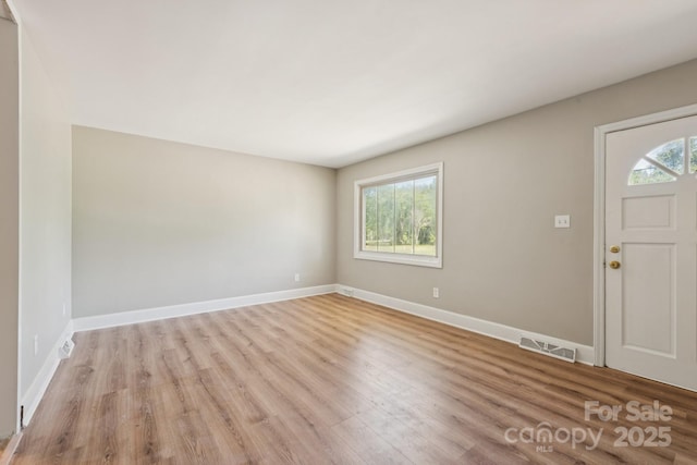 5326 Dolphin Ln Unit 10, Charlotte, NC 28215 - photo 7