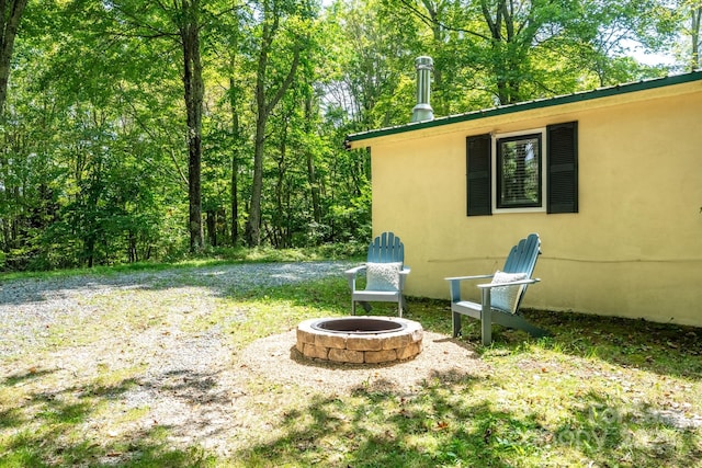 2777 Hickory Nut Gap Rd, Newland, NC 28657 - photo 1