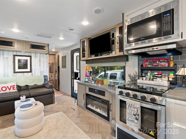 121 Vacation Pt, Waynesville, NC 28785 - photo 5