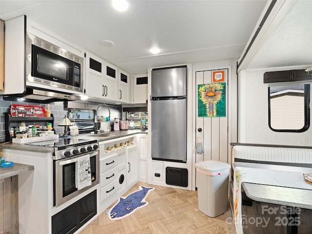 121 Vacation Pt, Waynesville, NC 28785 - photo 6