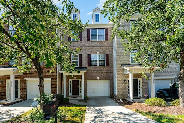 14139 Winford Ln, Charlotte, NC 28262 - photo 1