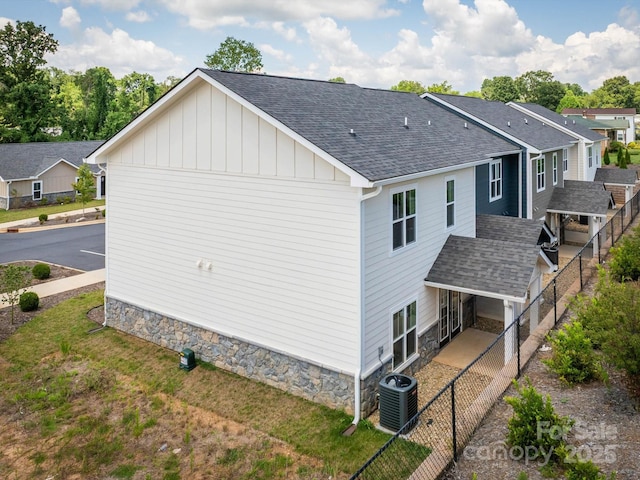 198 Beacon Ave, Morganton, NC 28655 - photo 4