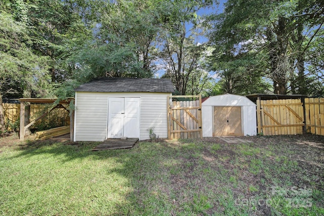 11818 Larkridge Ct, Charlotte, NC 28226 - photo 27