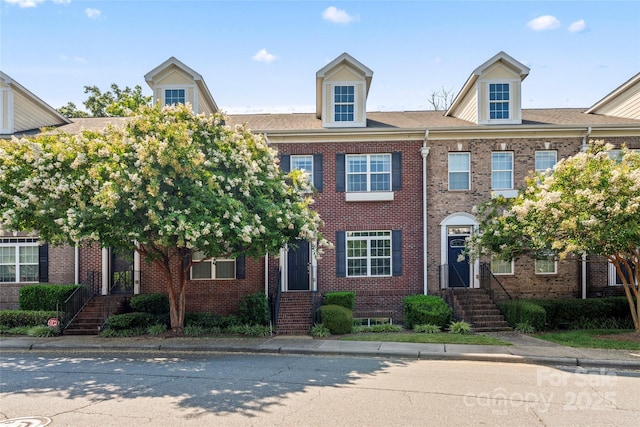 8439 Summerford Dr, Charlotte, NC 28269 - photo 1