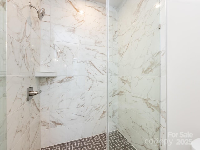 7004 Impulse Ct, Charlotte, NC 28205 - full bathroom with tiled shower