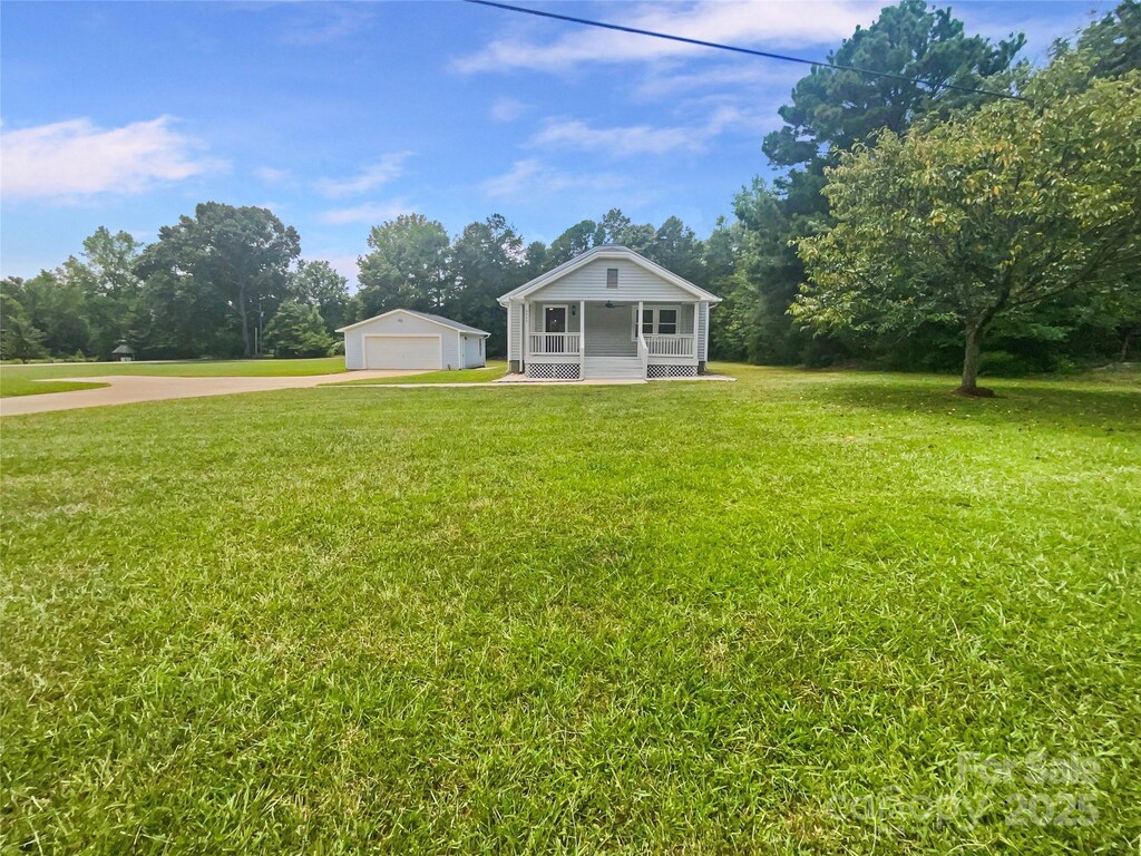 6445 Griffin Rd, Lancaster, SC 29720 - photo 1