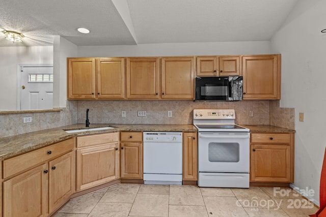 2723 Rozzelles Landing Dr, Charlotte, NC 28214 - photo 14